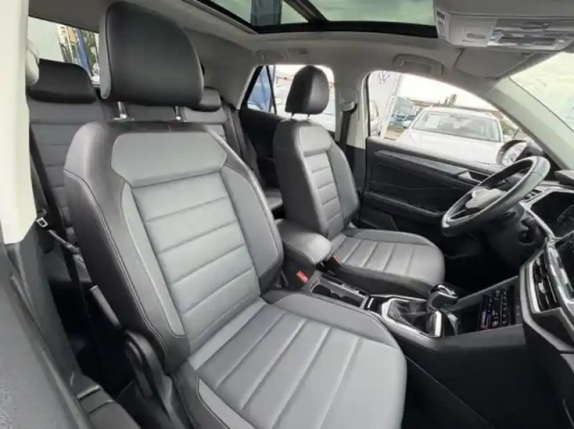 Volkswagen T-Roc 1.5 tsi evo 150ch style exclusive dsg7 — photo 12
