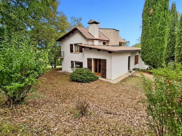 Maison 6 pièces 190 m²