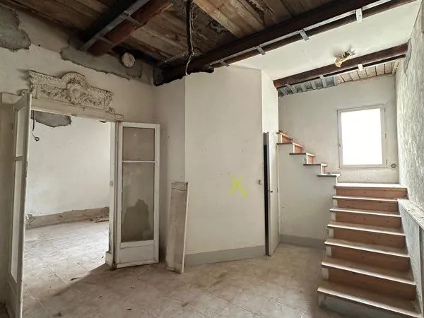 Appartement à refaire vieux port