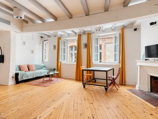TOULOUSE LES CARMES | LOFT DE CHARME AU CARACTÈRE UNIQUE