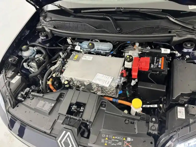 Renault 5 renault  e-tech electrique 120 ch autonomie urbaine — photo 42