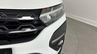 Dacia Sandero 1.0 TCe 90ch Stepway Confort -22 — photo 17