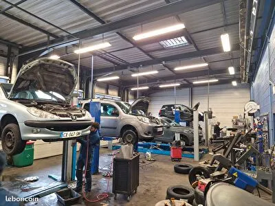 Local d'activité 700 m²