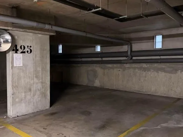 Box parking a louer