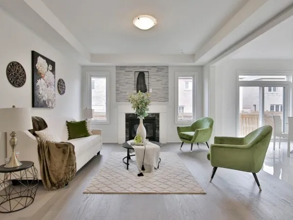 4 PIÈCES de 96m² + BALCON + PKG(s)