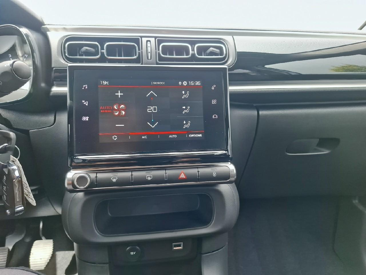 Citroën C3 1.2 puretech 83ch s&s shine — photo 17