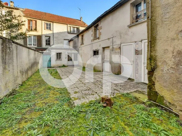 Immeuble 200 m²