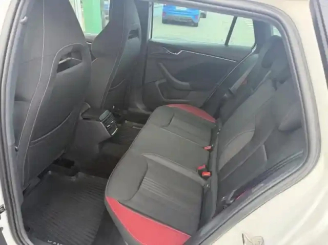 Skoda Kamiq 1.0 tsi evo 110ch monte-carlo dsg7 — photo 8