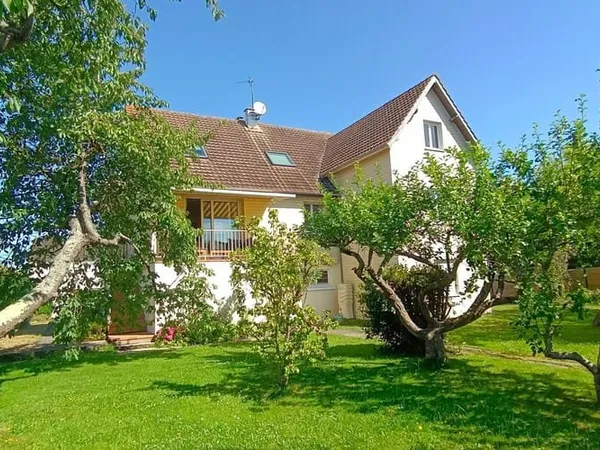 Maison 7 pièces 160 m²
