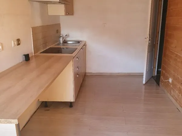 Location T4 vide à Barreme