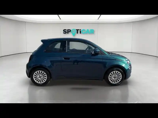 Fiat 500 e 95ch action — photo 7