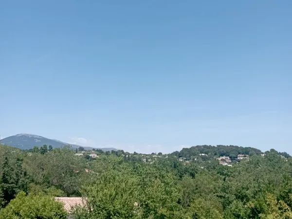 Vente maison famille à Valbonne