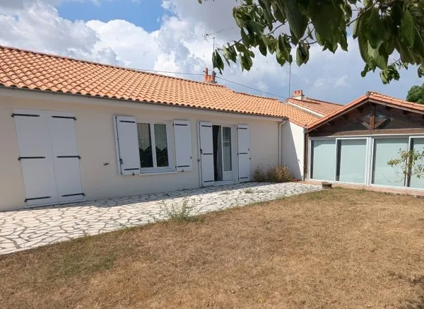 MAGNÉ PLAIN PIED 2 CH GARAGE PREAU