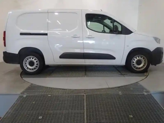 Peugeot Partner xl 950kg bluehdi 130ch s&amp;s eat8 — photo 6