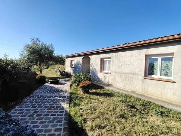 Maison 5 pièces de 144 m2 à Dieupentale