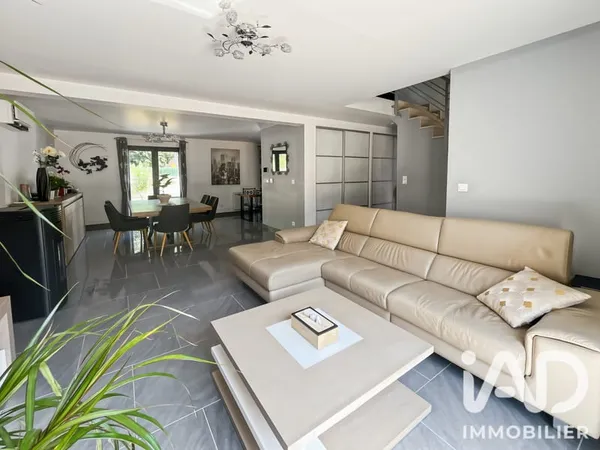 Maison 6 pièces 131 m²