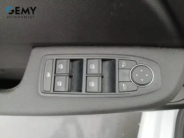 Renault Clio tce 90 — photo 12
