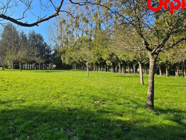 Terrain 2498 m²