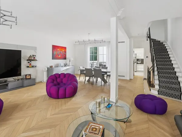 Villa 6 pièces 230 m²