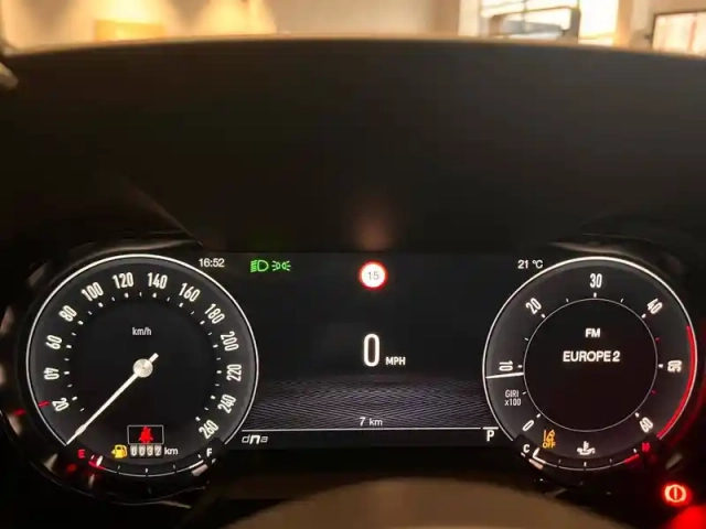 Alfa Romeo Giulia 2.2 160 ch at8 — photo 50