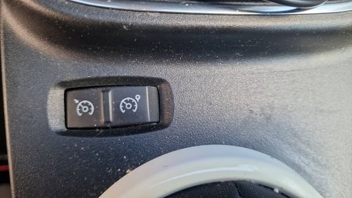 Renault Twingo 0.9 TCe 95 - Intens – 2019 – 51201 km – Essence – Boîte Manuelle — photo 18