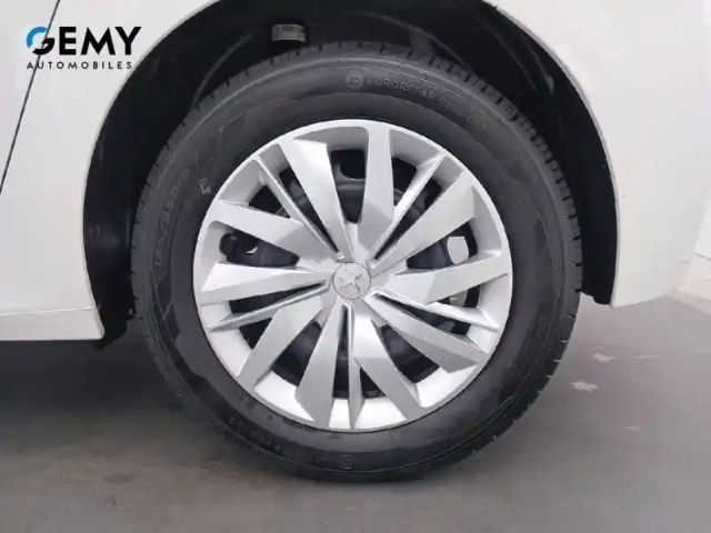 Peugeot 208 puretech 75 s&amp;s bvm5 — photo 11