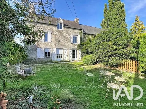 Maison 7 pièces 275 m²