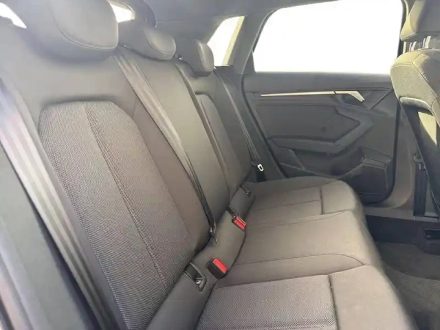 Audi A3 sportback 40 tfsie 204 s tronic 6 — photo 10