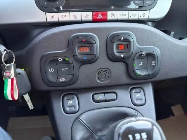 Fiat Panda 0.9 85 ch twinair s&amp;s 4x4 — photo 20