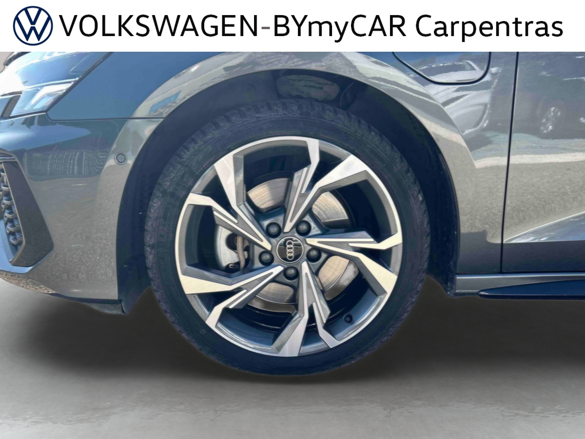 Audi A3 Sportback 40 TFSIe 204 S tronic 6 — photo 17