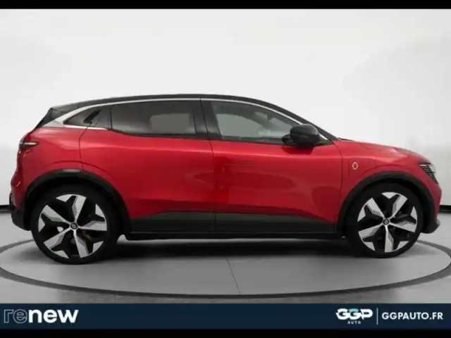 Renault Megane e-tech electric ev60 220ch techno super charge — photo 6