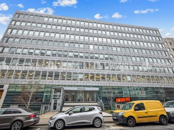 Bureaux 2838 m²