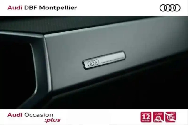 Audi Q3 35 tfsi 150 ch s tronic 7 s line — photo 8