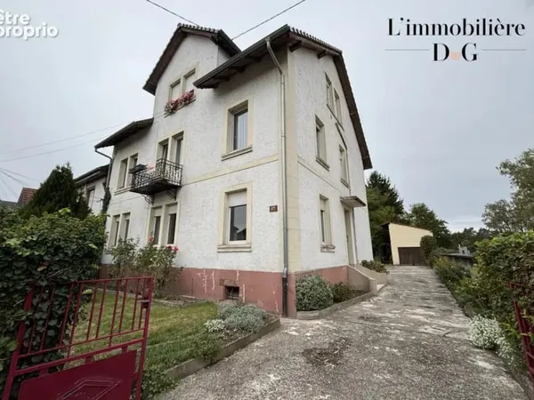 Immeuble de caractère avec jardin à Marienthal 305 m2 habitables