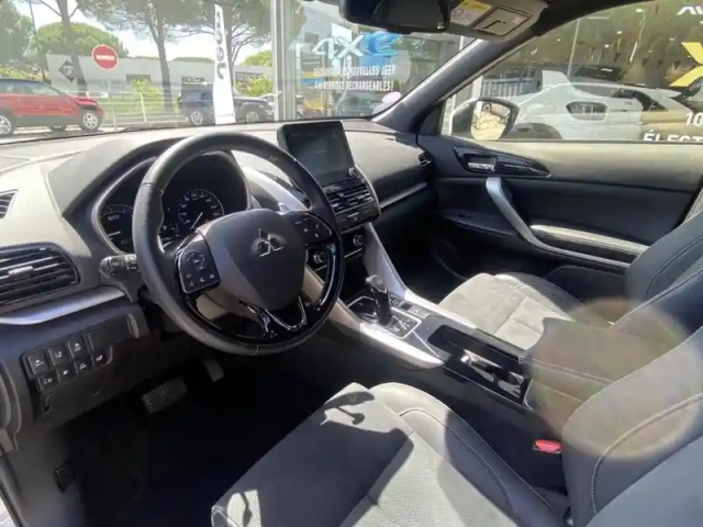 Mitsubishi Eclipse cross 2.4 mivec phev twin motor 4wd intense design — photo 15