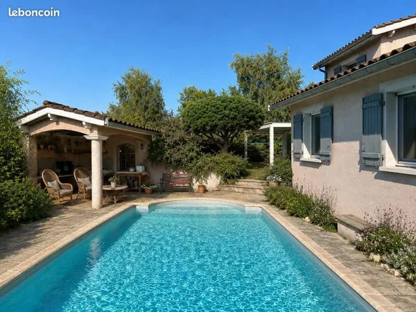 Maison 6 pièces 144 m²