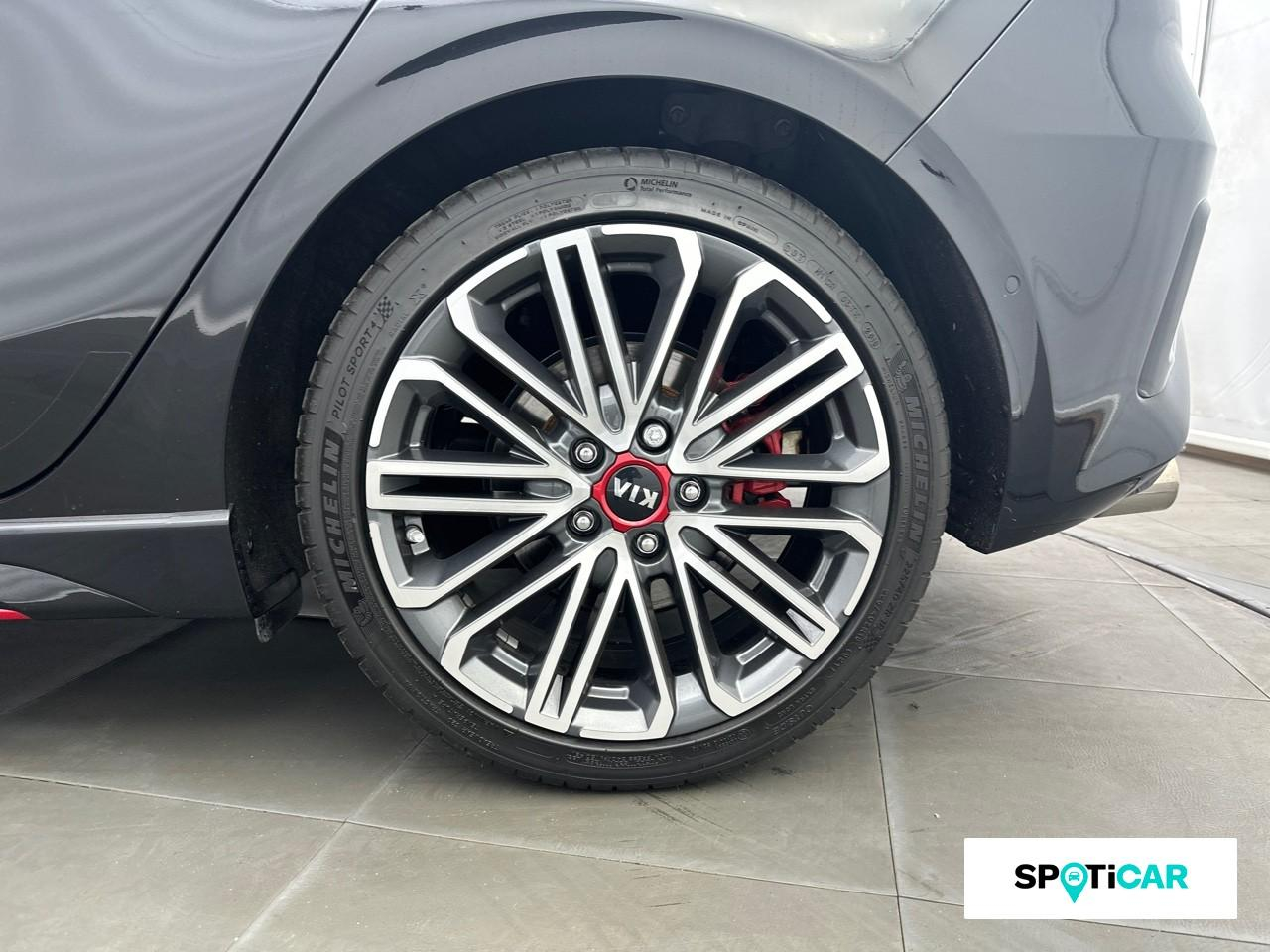 Kia Ceed cee-d 1.6 t-gdi 204ch gt dct7 — photo 11
