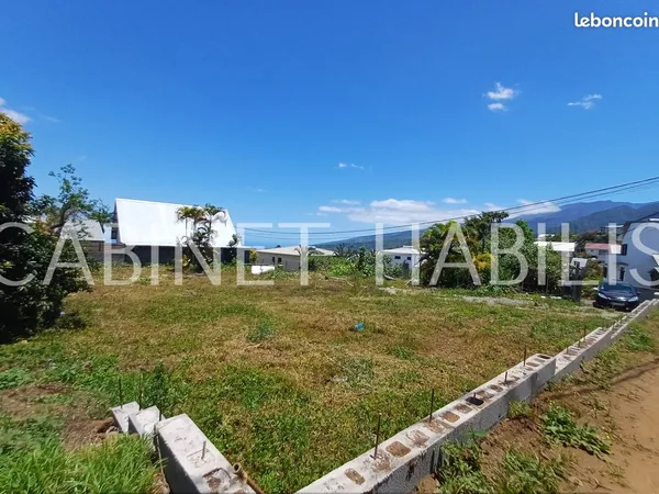 Terrain 359 m² Tampon