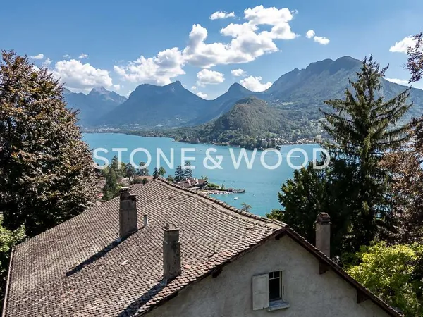 Maison 9 pièces 230 m²