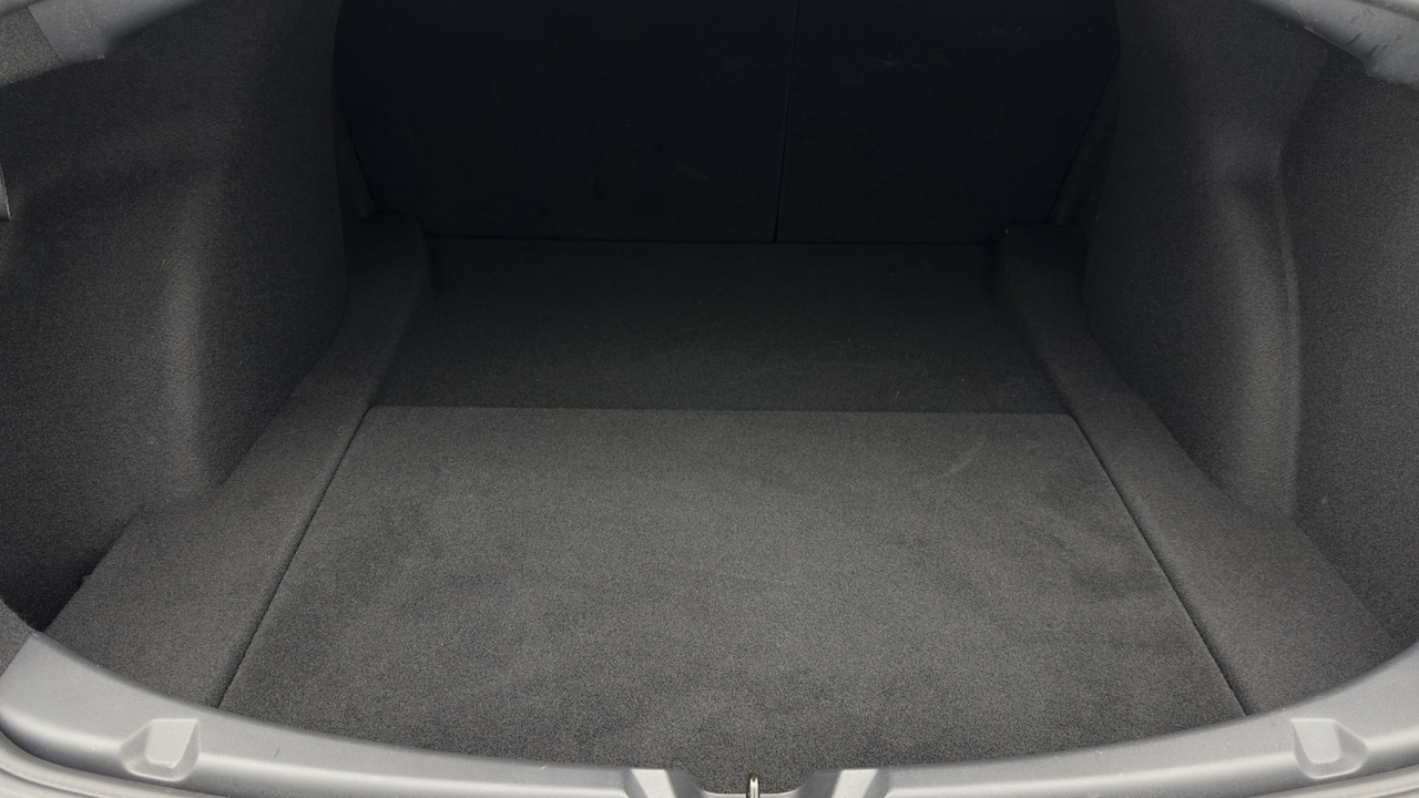 Tesla MODEL 3 Autonomie Standard Plus RWD — photo 15