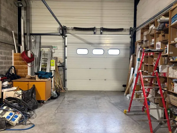Local commercial 125 m²