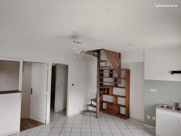 Loue appartement duplex Voglans