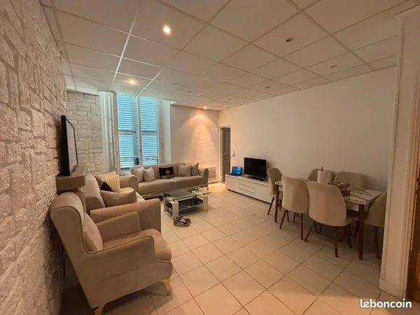 F3 65m2 MEUBLE, centre village 91 limite campagne