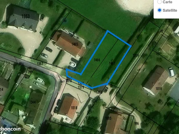 Terrain constructible 638 m2 à 1 km du coeur de ville