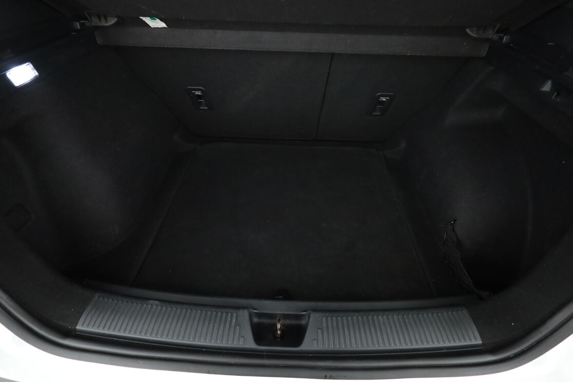 MG 4 EV 51kWh -125 kW 2WD Standard — photo 16