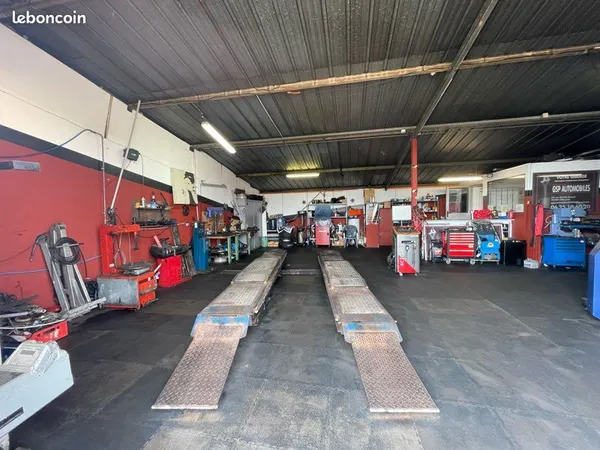 Garage automobile équipe