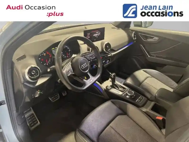 Audi Q2 35 tdi 150 s tronic 7 quattro — photo 11