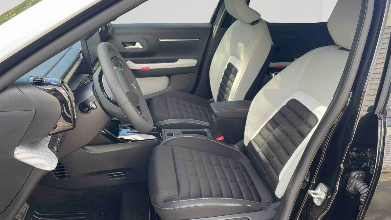 Citroen C3 Aircross Hybride 145 ch Aut — photo 12