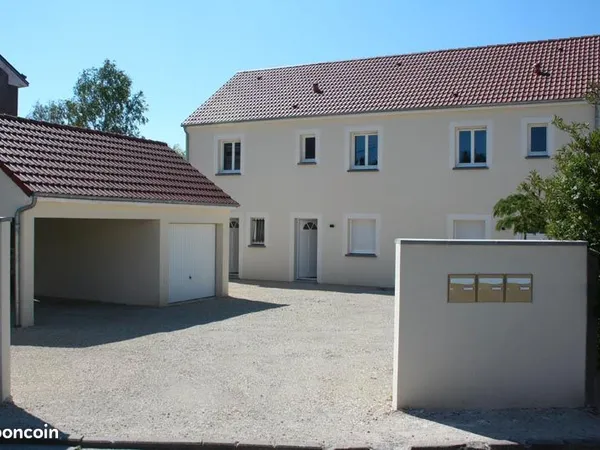 Maison à louer FLEURY LES AUBRAIS