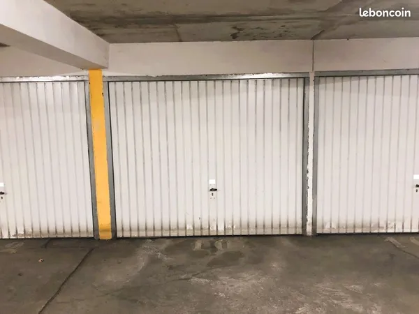 Garage en sous-sol Gratte Ciel Rue Hippolyte Kahn / rue Racine - Villeurbanne